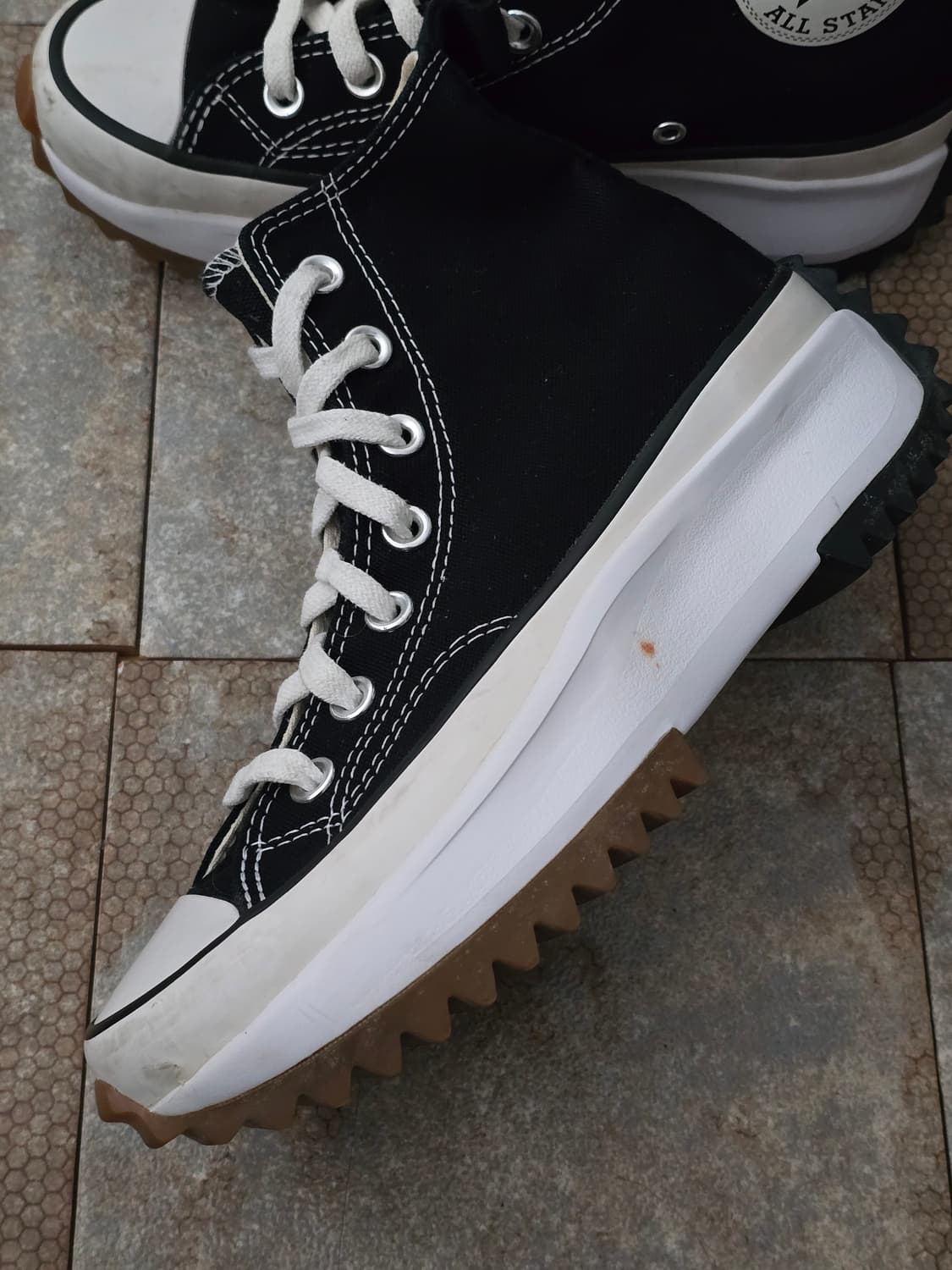 (225)컨버스 런스타 하이크 하이 검흰  상품이미지3