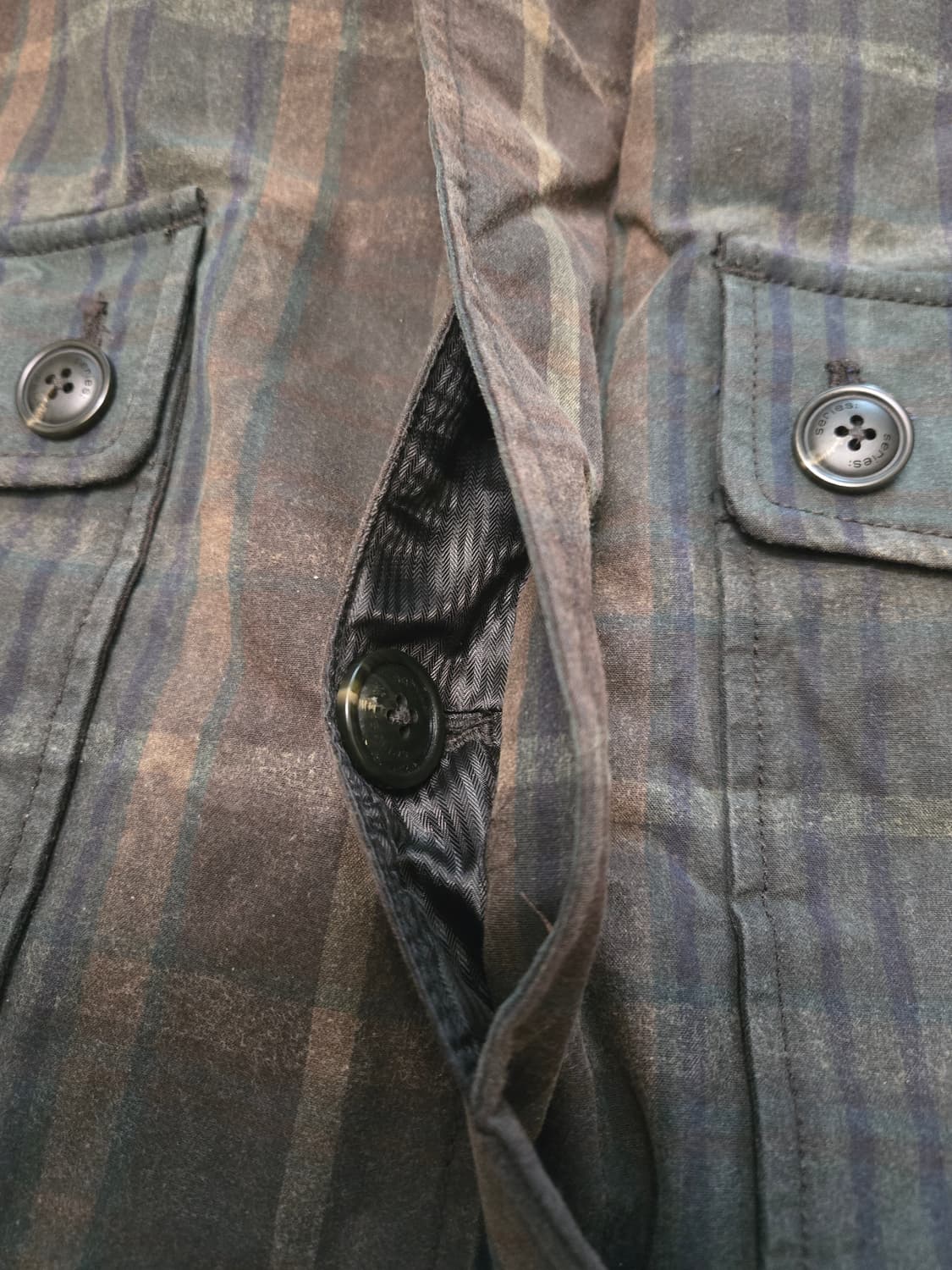 시리즈 Series 클래식 왁스 자켓 (95)

 상품이미지5