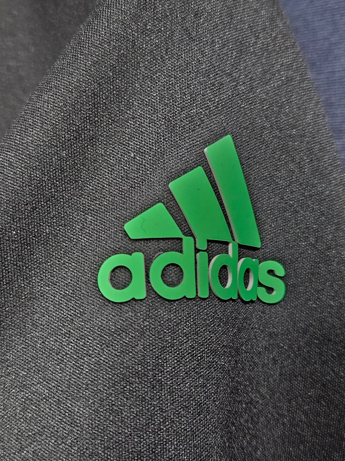 아디다스 삼선 블랙차콜 남성 슬림핏 100 맨투맨  상품이미지3