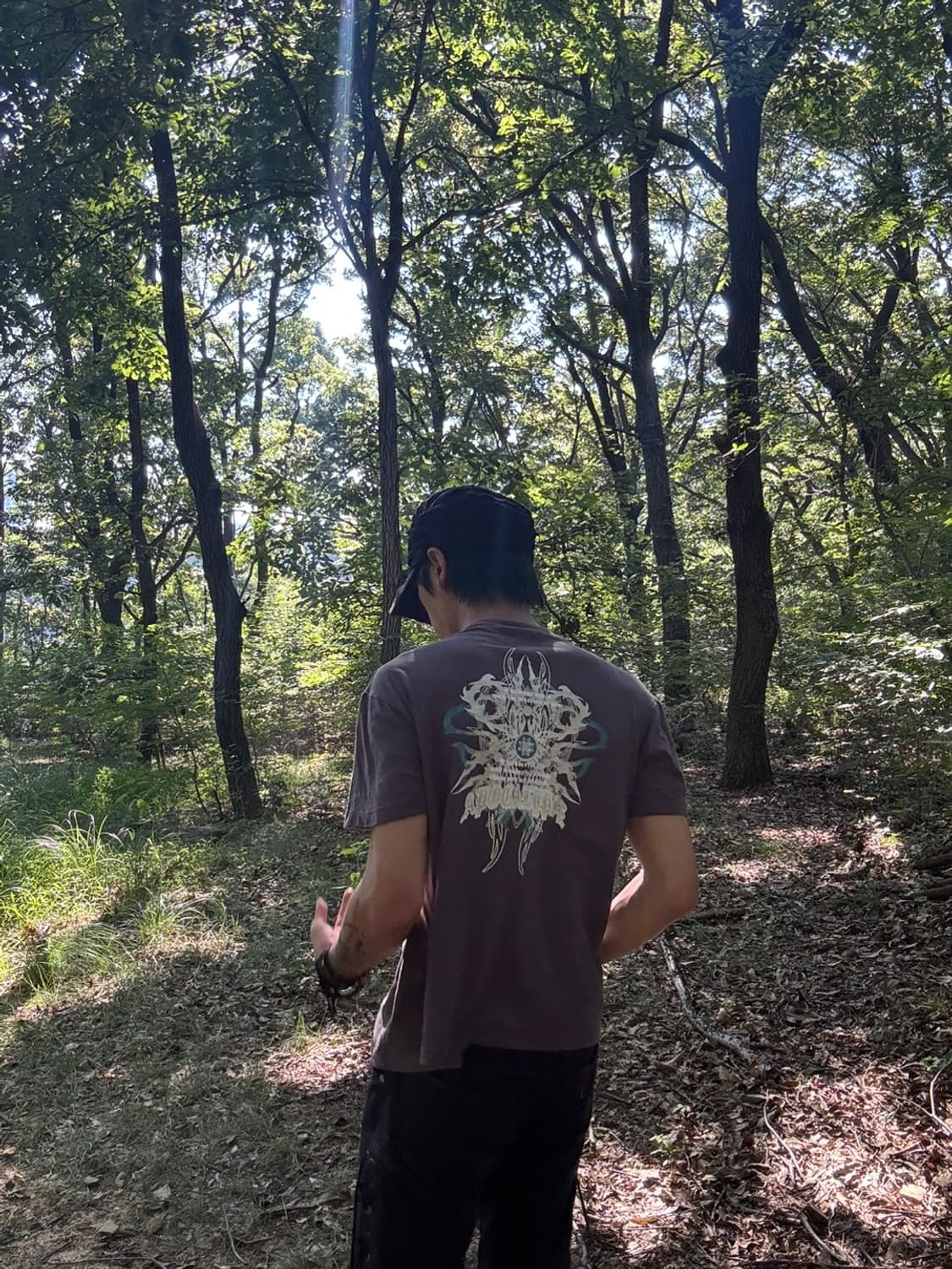 “Unknown” Back Print Detail Tee 상품이미지5