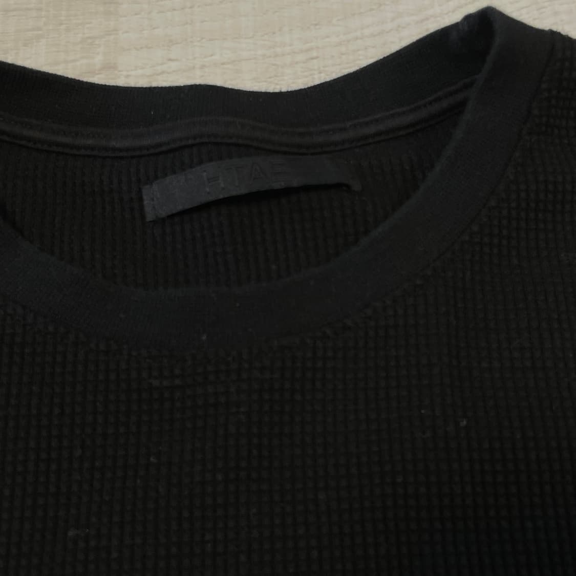 Htae thermal Raven black soft 긴팔티 상품이미지2