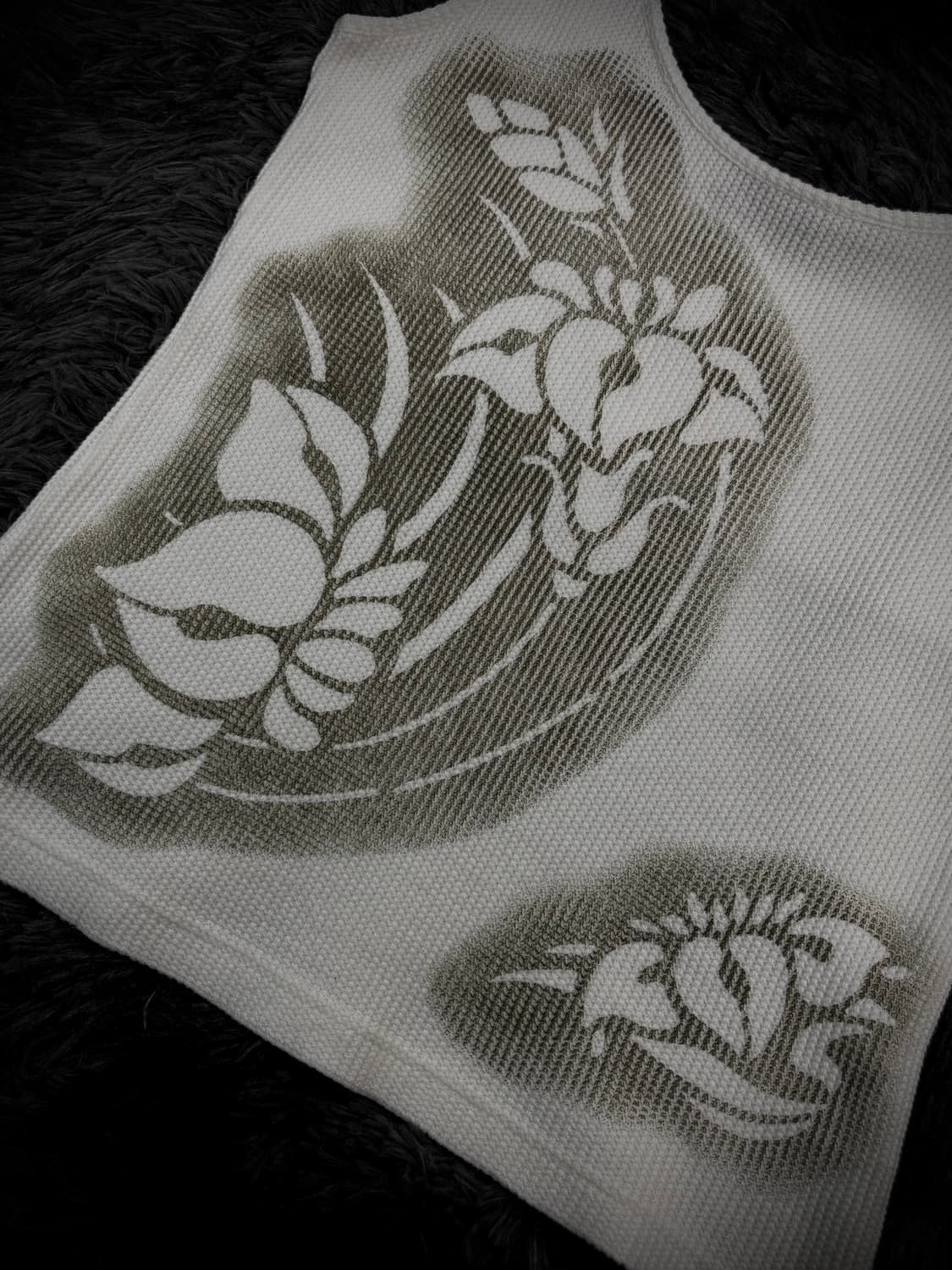 Cecle Mcbee 스프레이 꽃 프린팅 골지 슬리브리스 상품이미지4