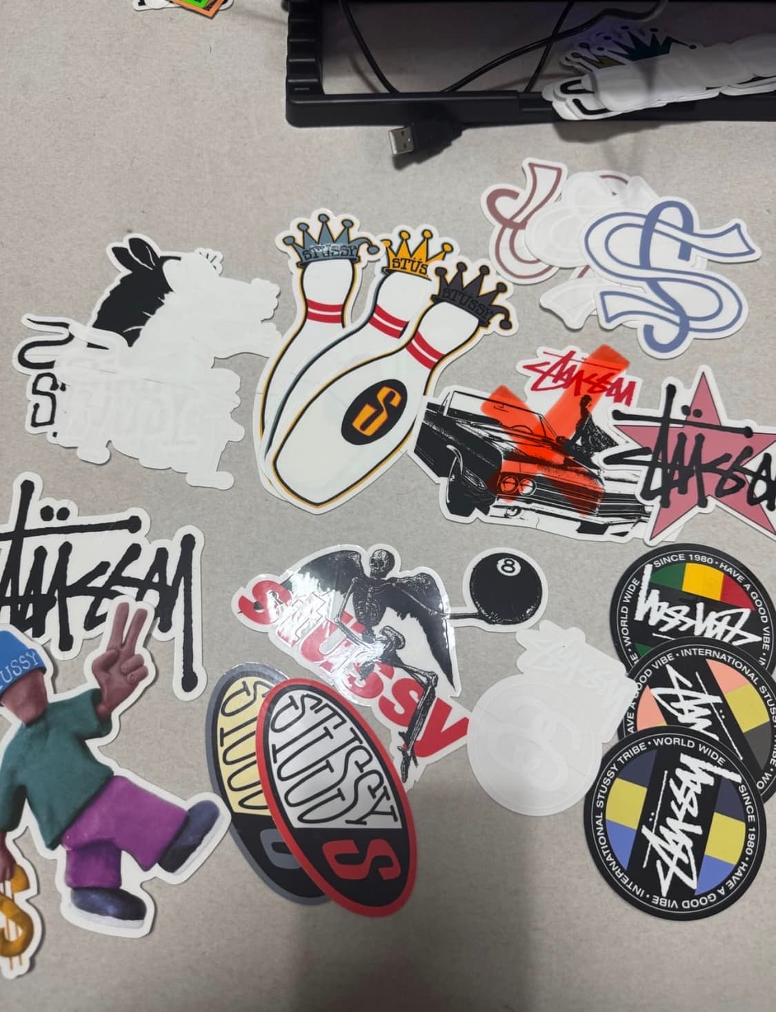 슈프림 및 기타 스티커 상품이미지9