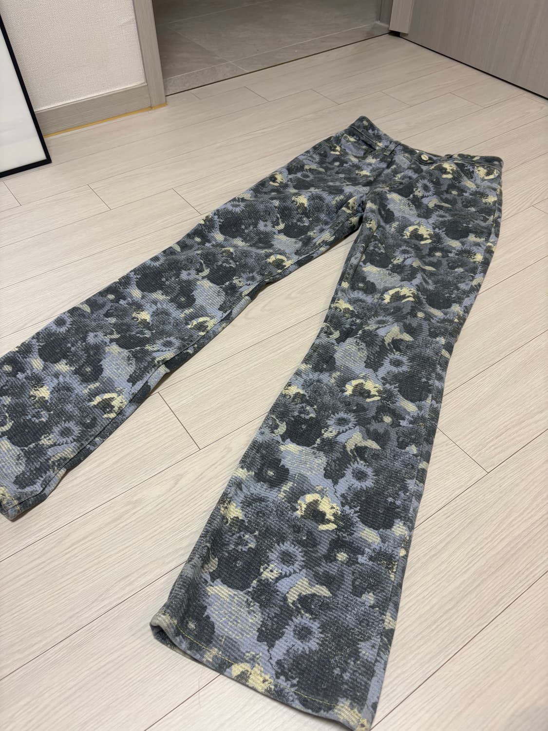 GANNI 가니 플라워 패턴 플레어 팬트 26사이즈 상품이미지5