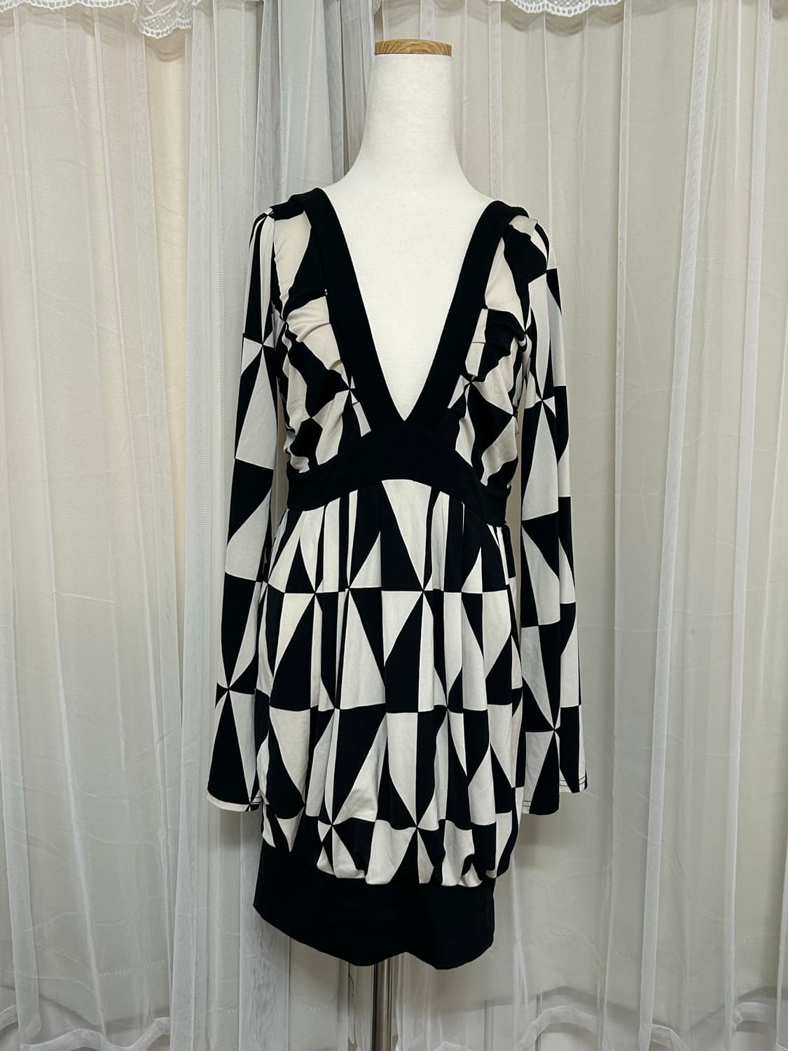 오네갸루 뒷트임 원피스 아게하 헤이세이 상품이미지1