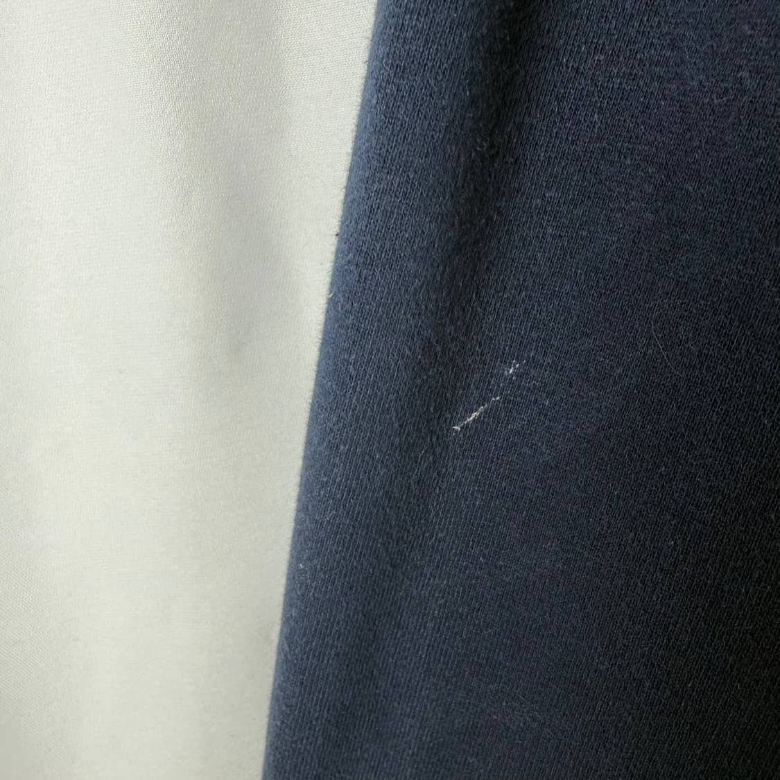 (무료배송)M) 후아유 자수로고 맨투맨 네이비 상품이미지7