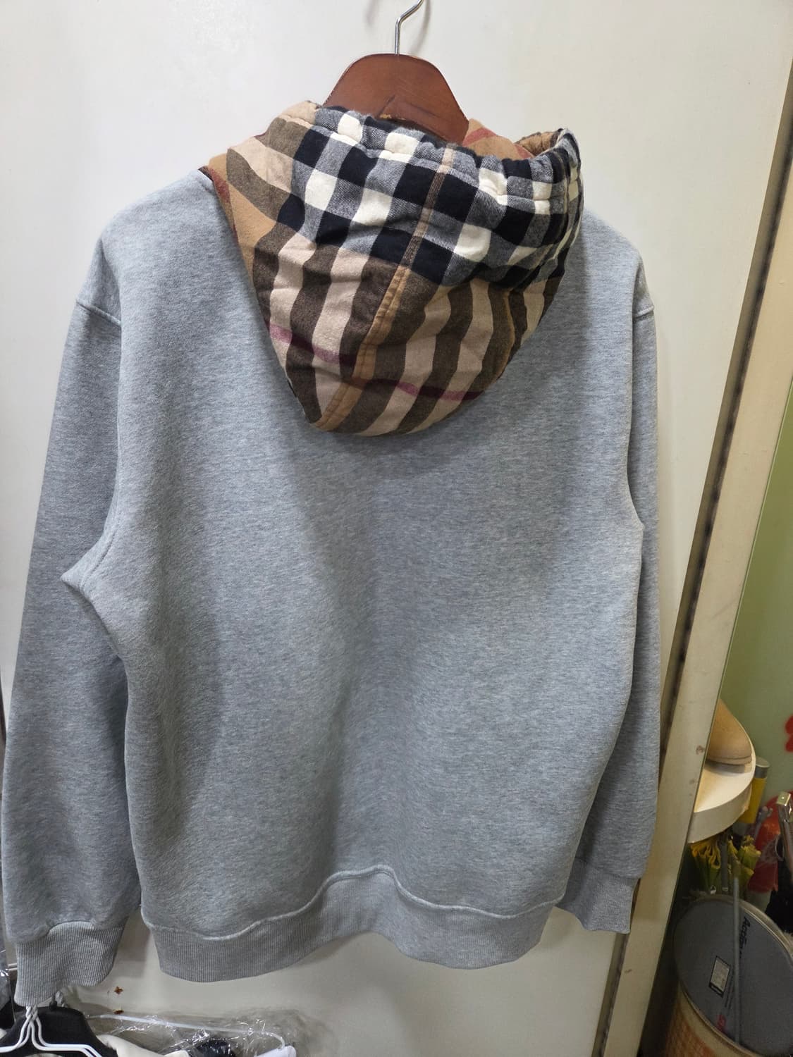 버버리 후디 상품이미지2