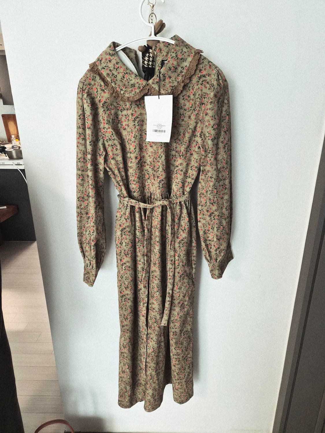 [새상품/정품] 시티브리즈 브리즈 마치 플라워 코듀로이 원피스 상품이미지4