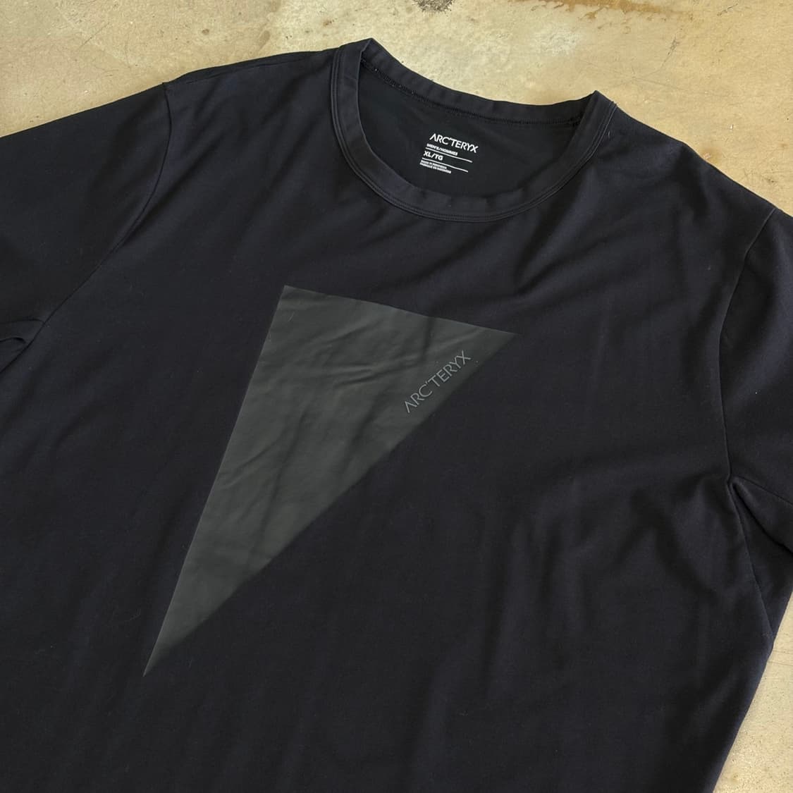 XL 아크테릭스 블랙 반팔티  상품이미지1