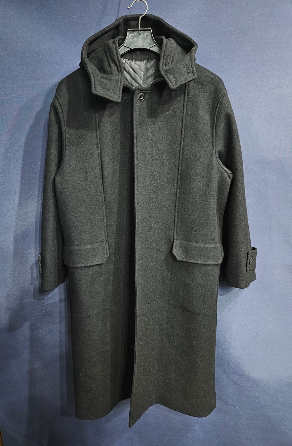 엘무드 블랙컬러 남성 세미오버핏 100 후드 롱코트  상품이미지1