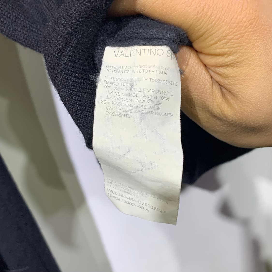 발렌티노 크롭 니트 판매합니다 상품이미지5