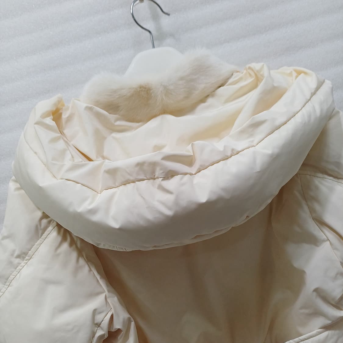 한섬 오즈세컨 밍크카라 구스 다운 숏 패딩 여성 XS S 훌륭 사랑봉봉 상품이미지6