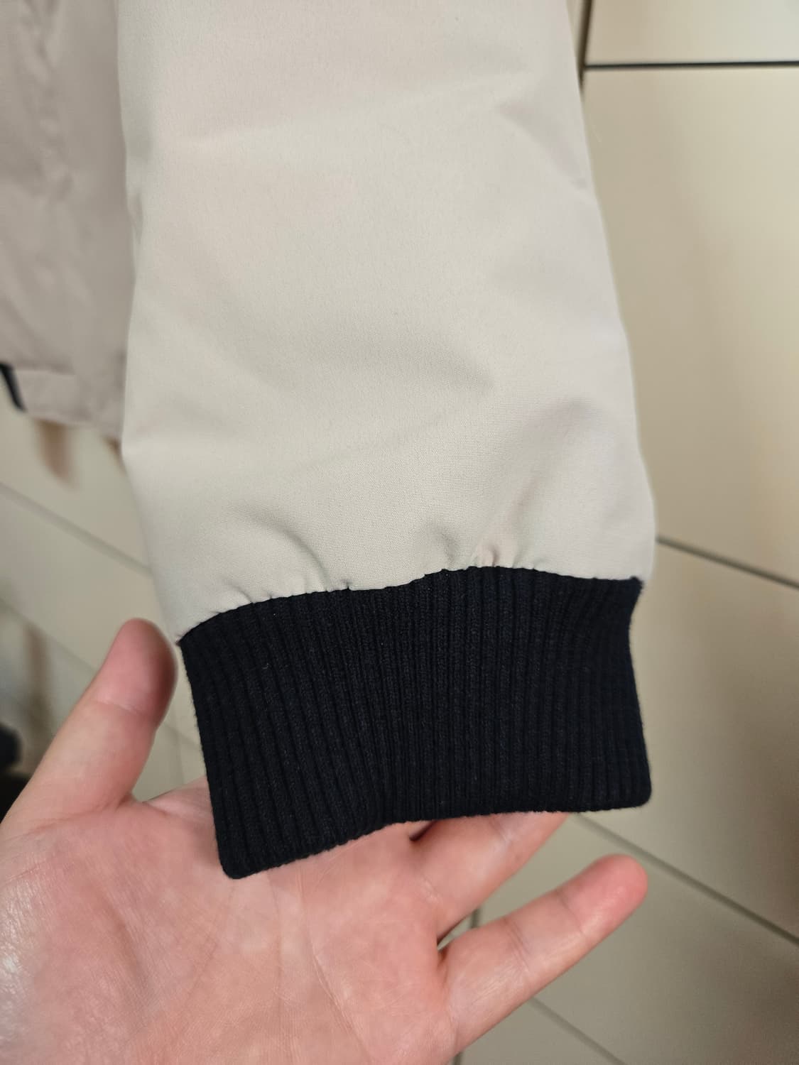 아디다스 남성 구스다운 패딩 상품이미지4