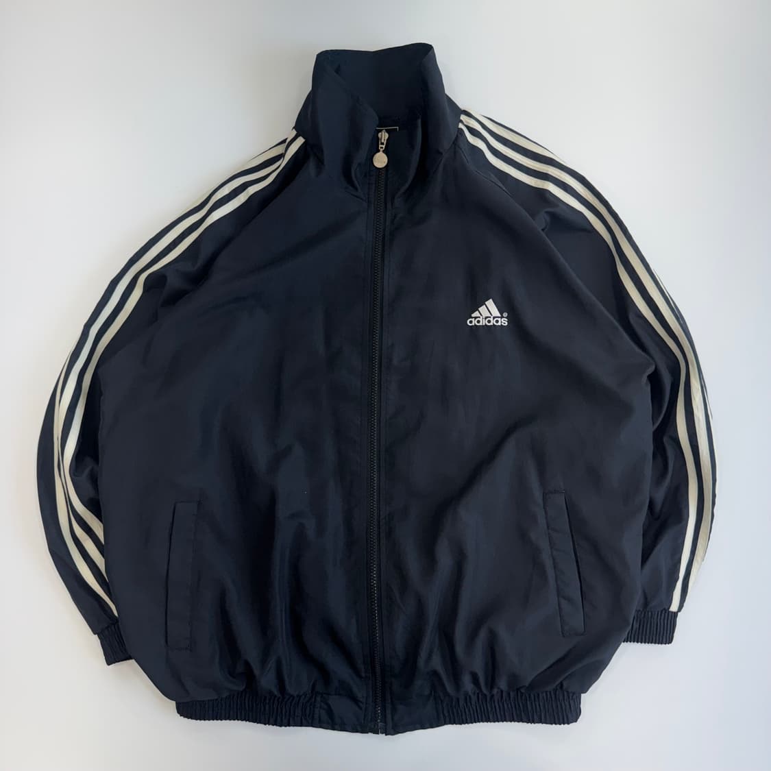 Adidas 아디다스 백 삼각로고 블랙 바람막이  상품이미지4