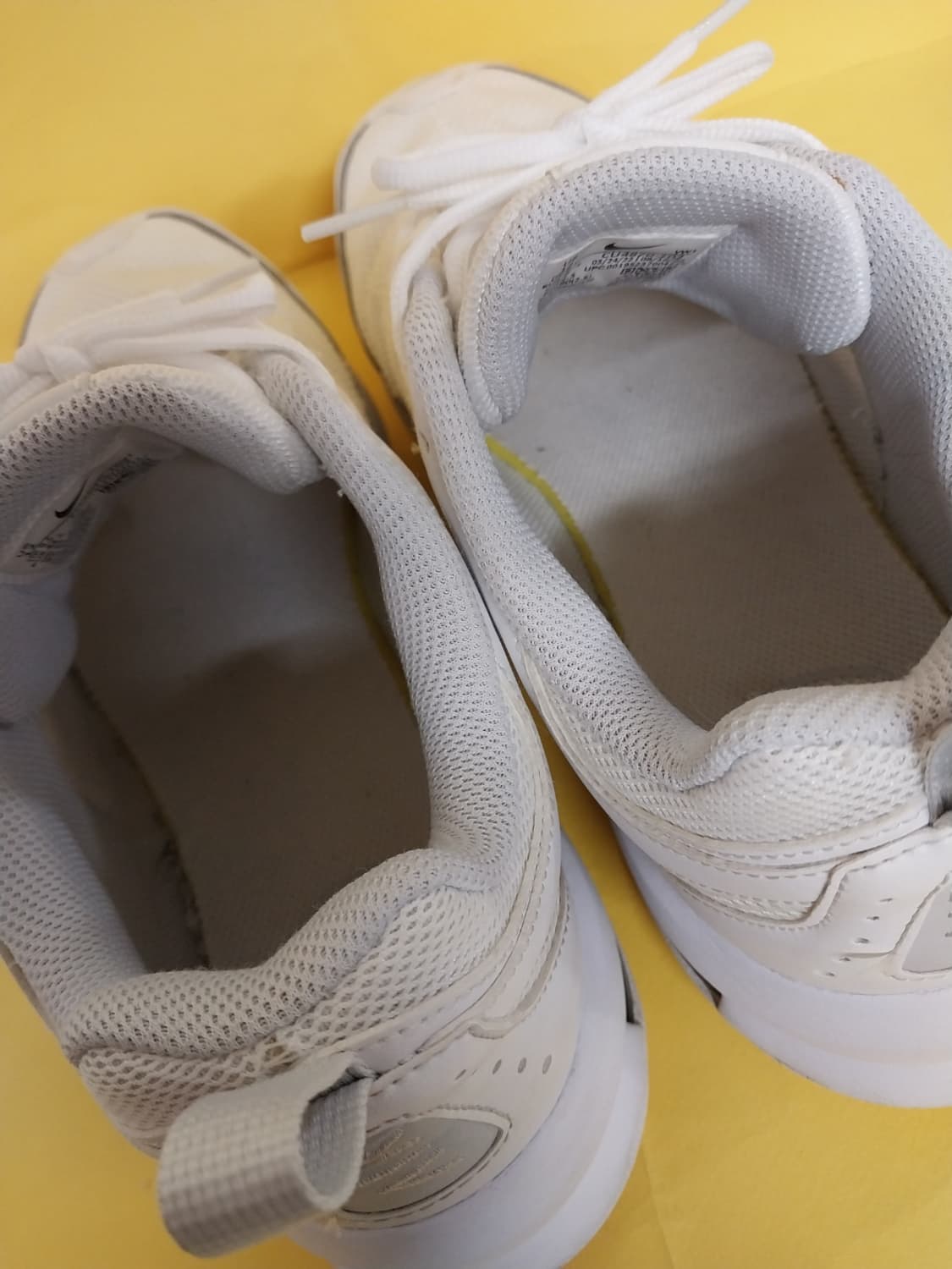 남성 나이키 에어맥스 AP 화이트 퓨어 플래티넘 운동화 (290) 상품이미지6