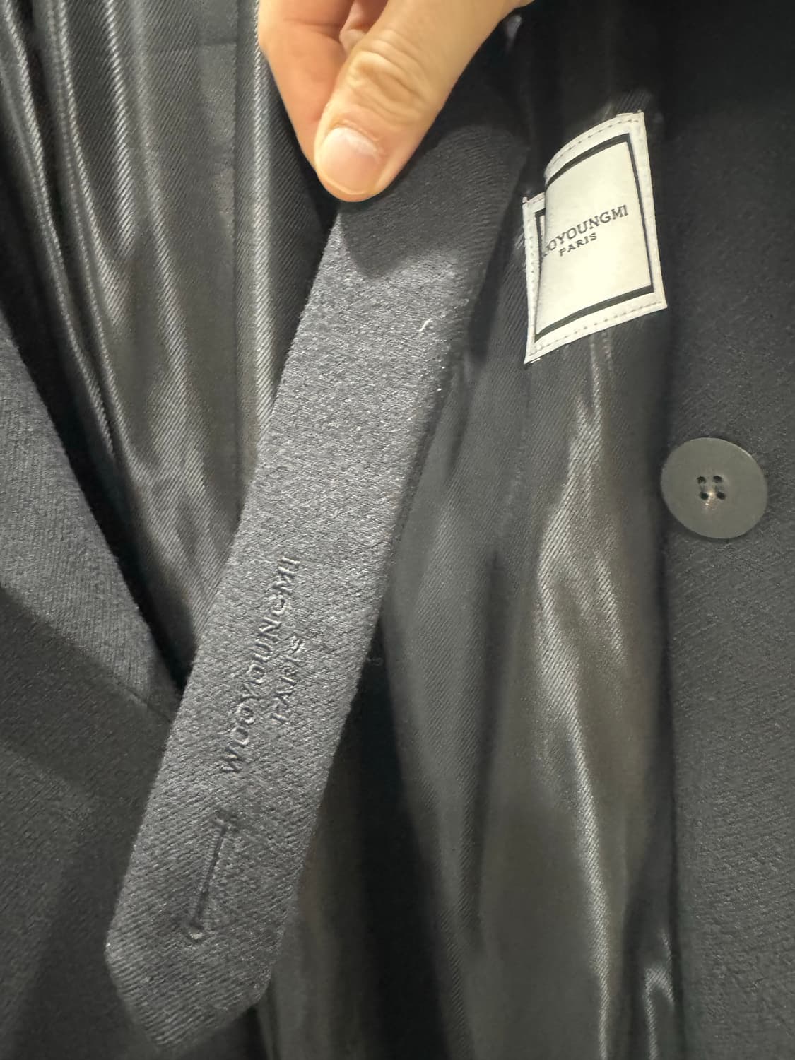 19fw 우영미 솔카라 로브 코트 블랙 상품이미지5