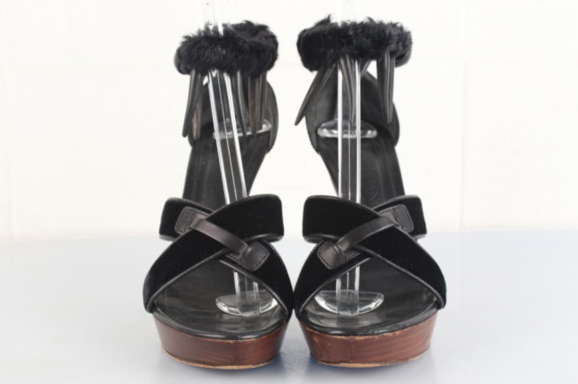 YSL 퍼 샌들 힐 상품이미지2