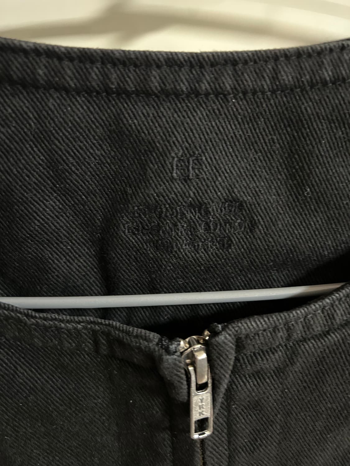 EE 베스트(검정) 상품이미지3