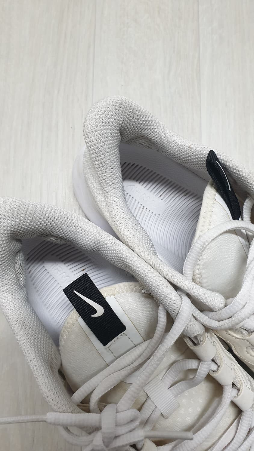 나이키 테니스화 CU4274-100 250사이즈 상품이미지4