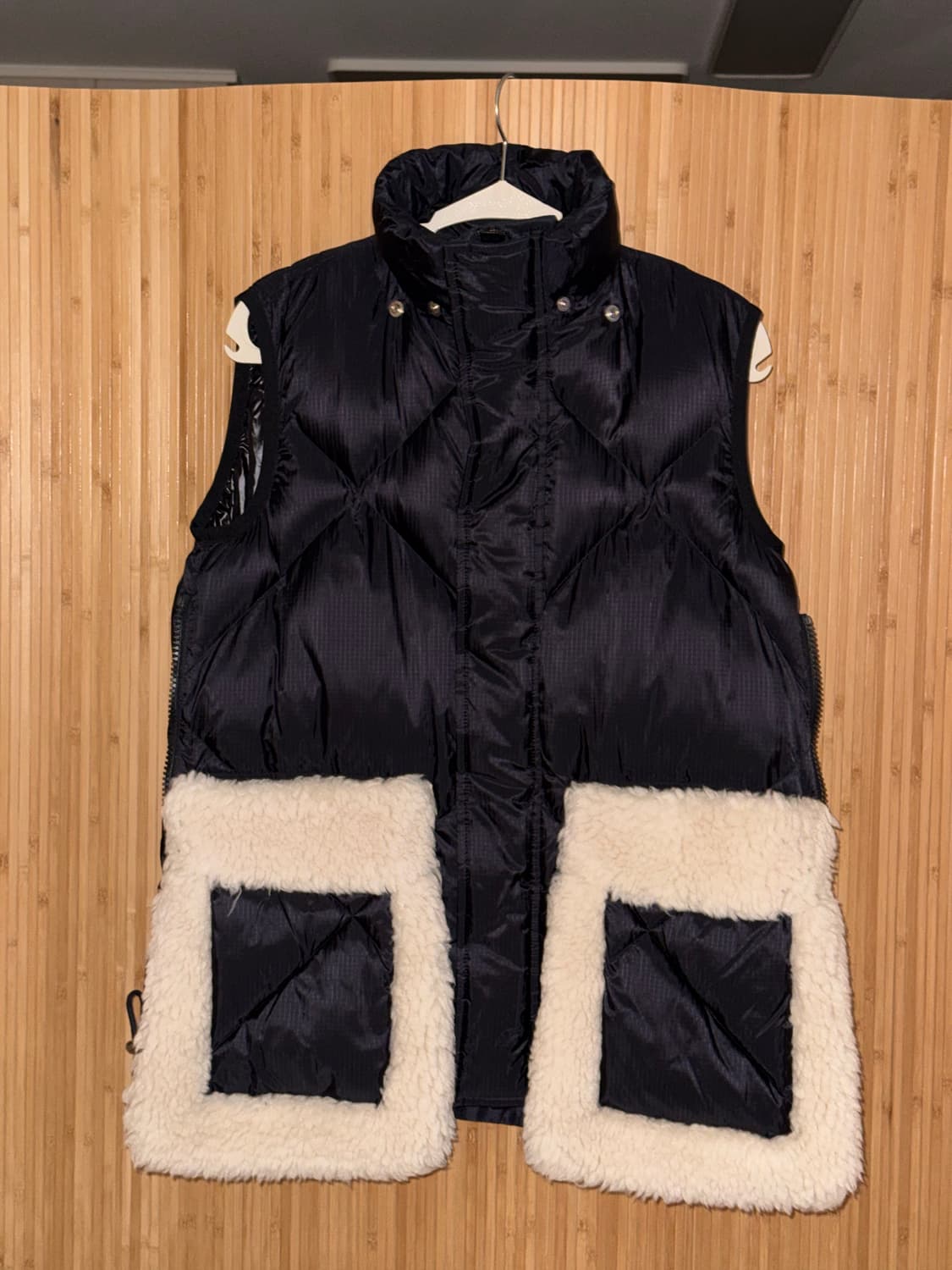 사카이 시어링 블루종 퍼 자켓 블랙/에크루 상품이미지2