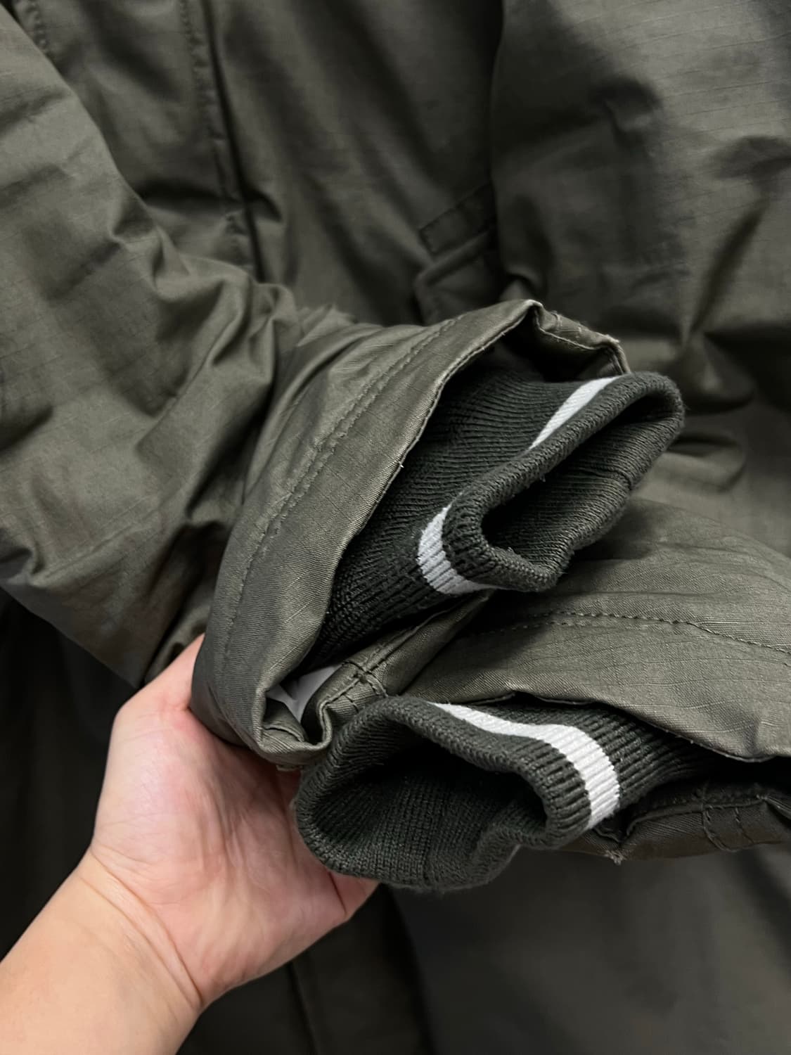 나이키 스포츠웨어 SYN 필 파카 카키 상품이미지4