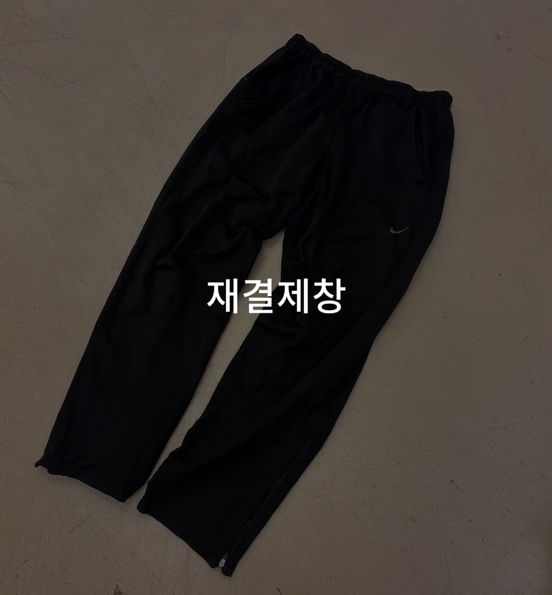 나이키 스우시 트레이닝 팬츠 상품이미지1