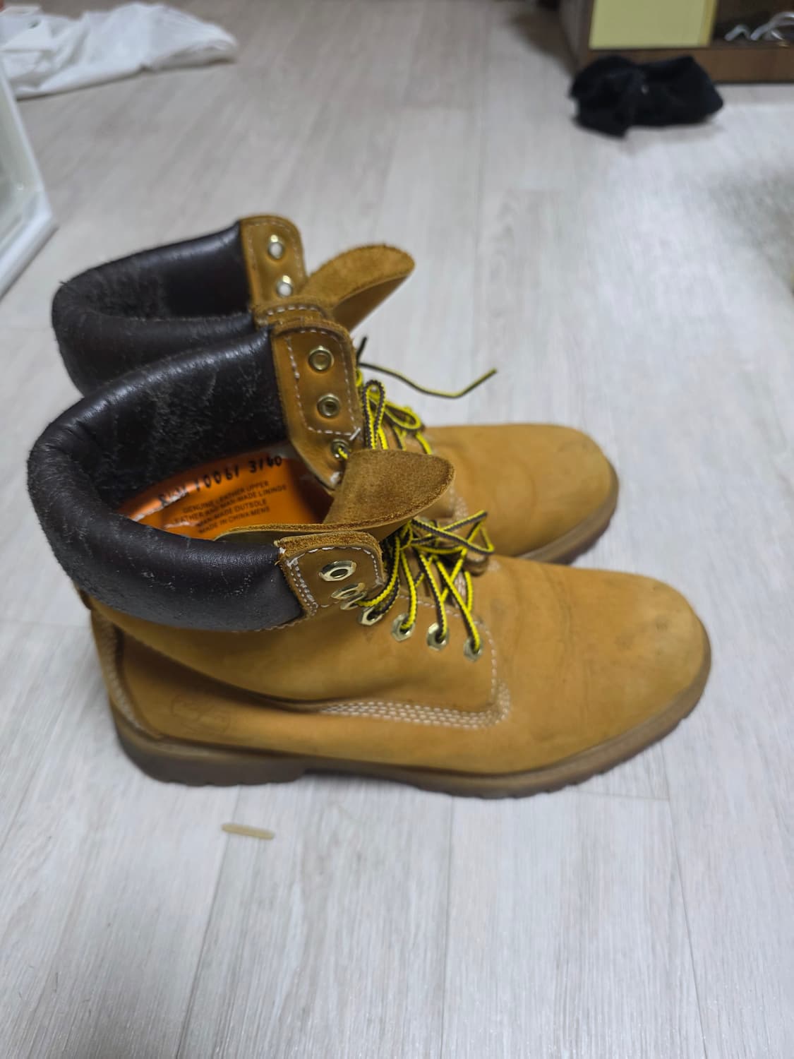 팀버랜드 6인치 프리미엄 부츠 265(많이낡음) 상품이미지1