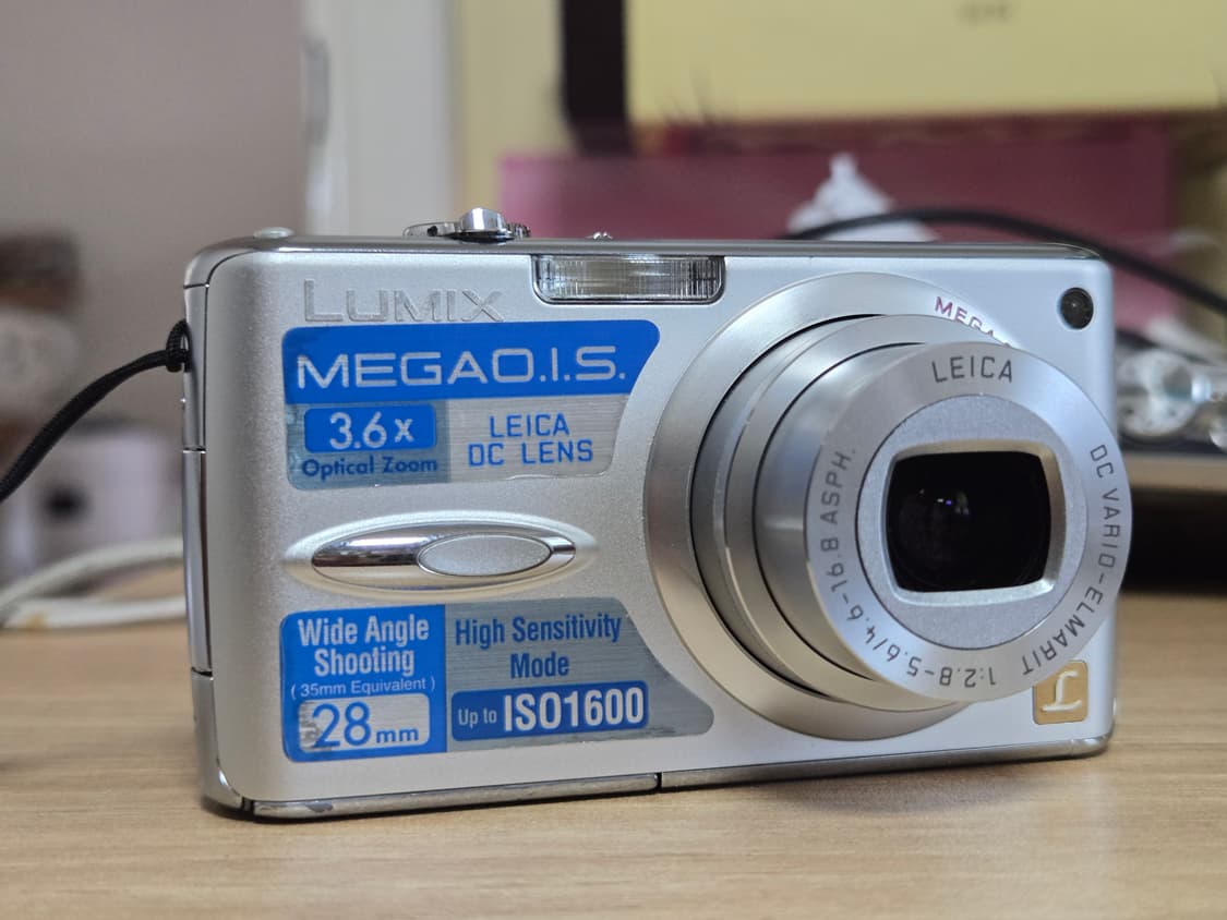 루믹스 DMC-FX01, 라이카 C-LUX1 동일모델 상품이미지2