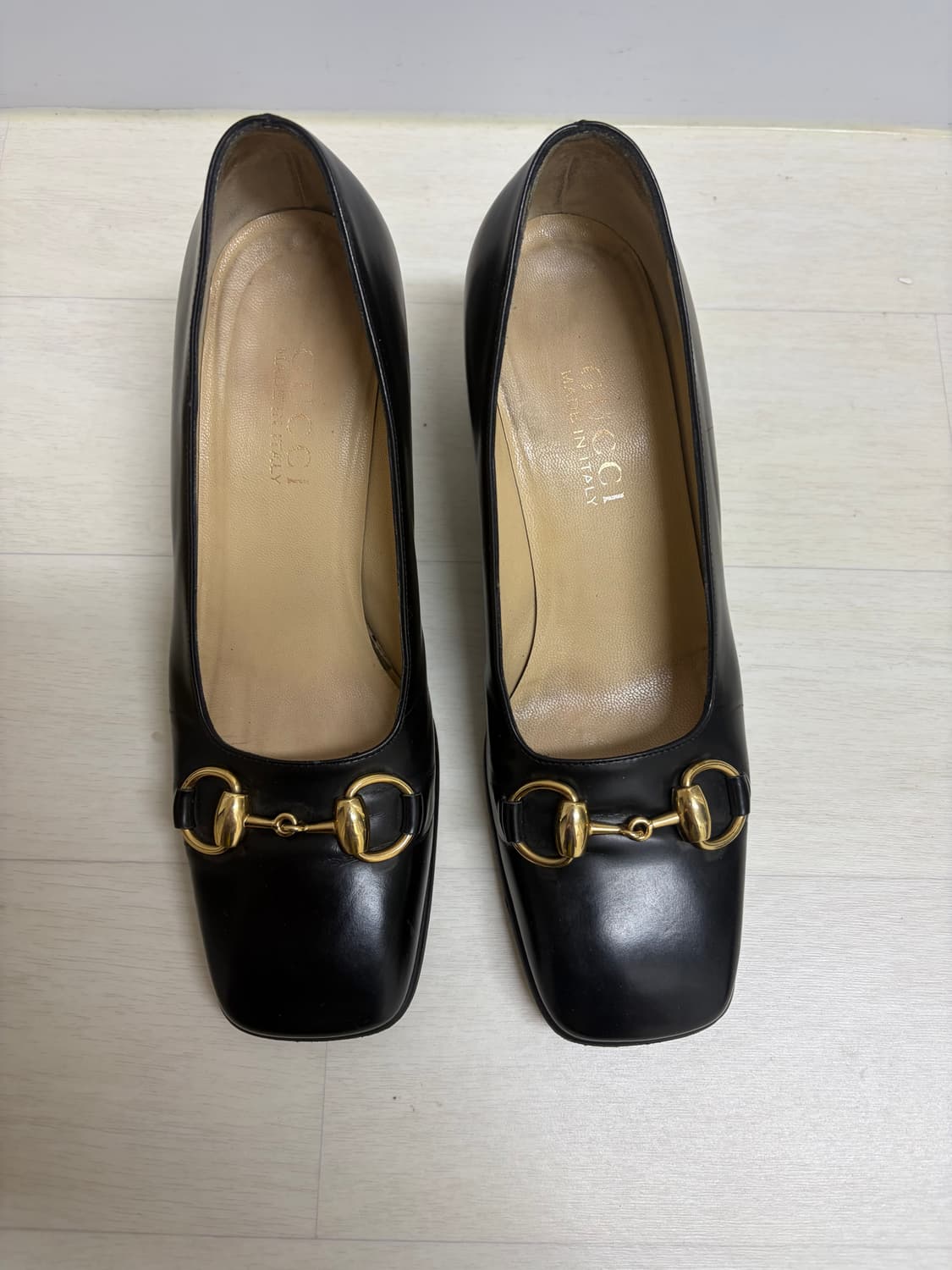 구찌 펌프스 225 정품  상품이미지1