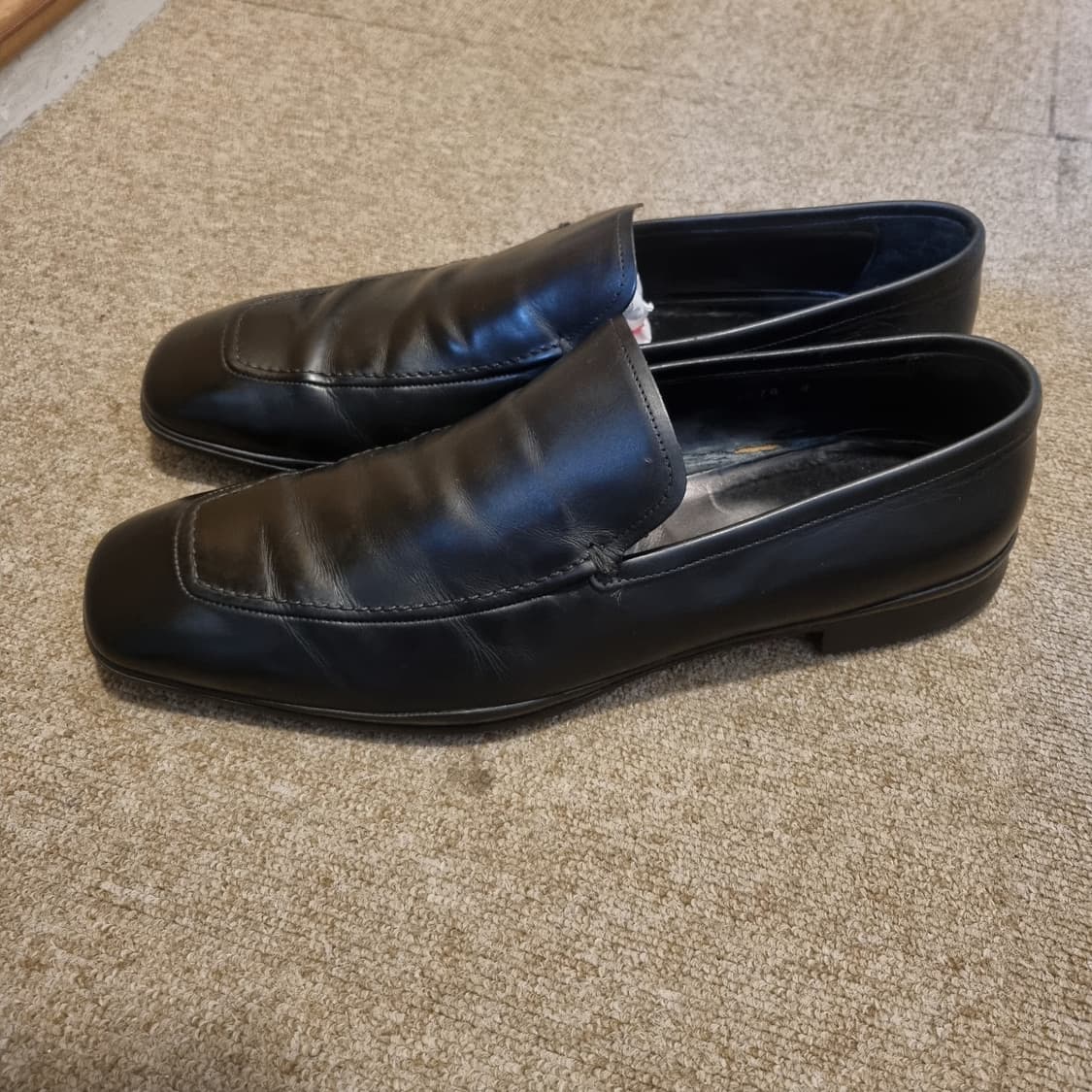 프라다 스퀘어토 로퍼  상품이미지2