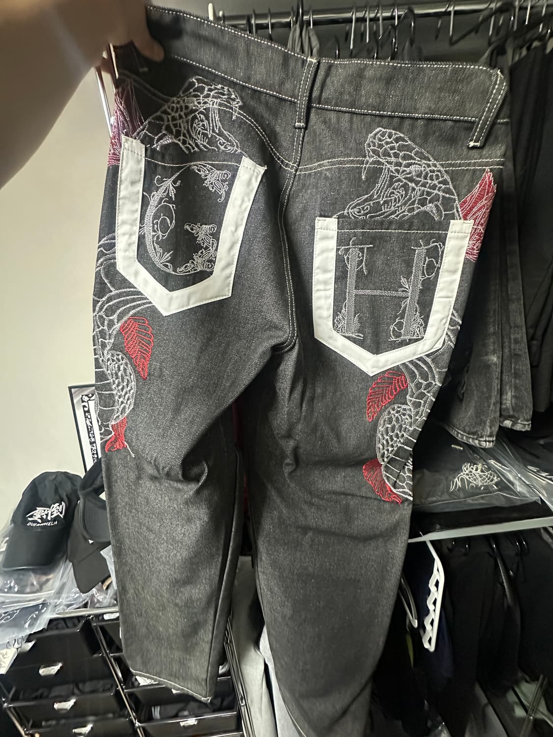 자수 스네이크 팬츠 상품이미지2