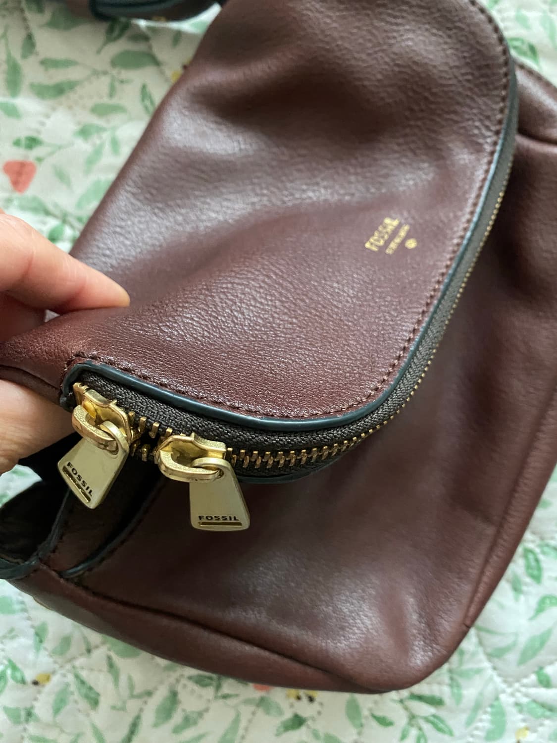 파슬 브라운 가죽 크로스백 상품이미지1