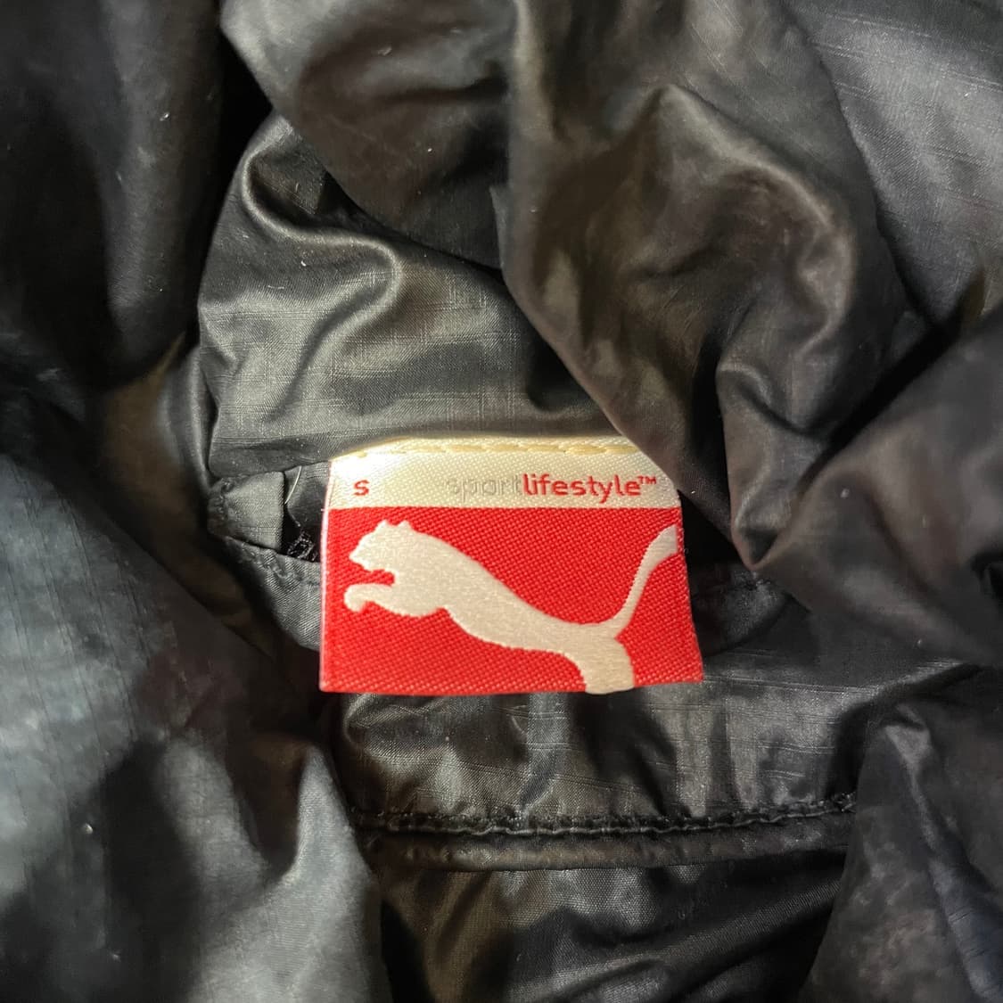 Puma 푸마 덕다운 블랙 후드 경량 미디 패딩 S 상품이미지4