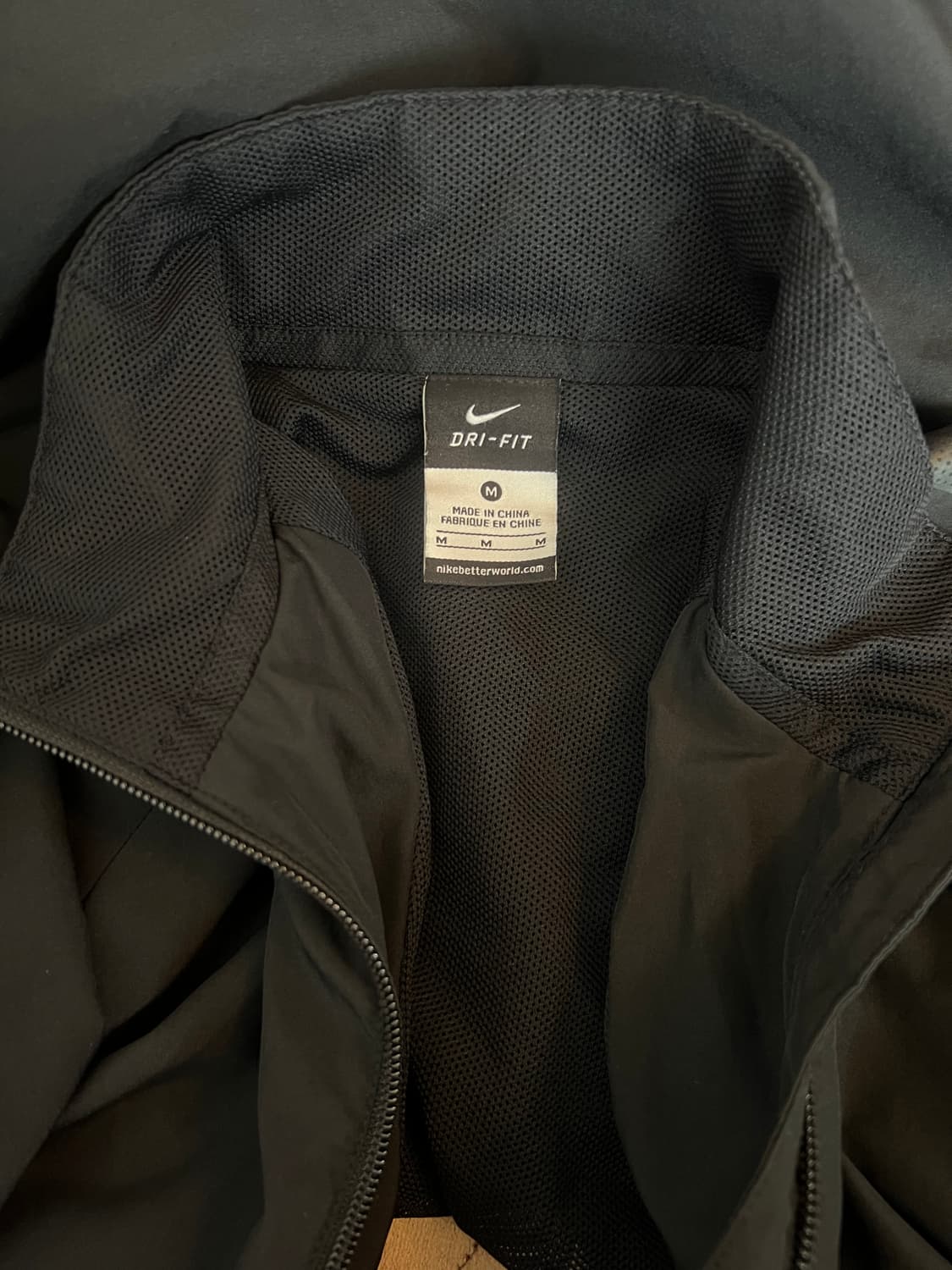 나이키 여성 블랙 바람막이점퍼 간절기점퍼  상품이미지5