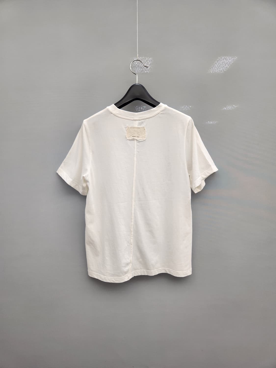 마뗑킴(Matin Kim) 로고 스티치 패치 반팔 티셔츠 23년11월 상품이미지5