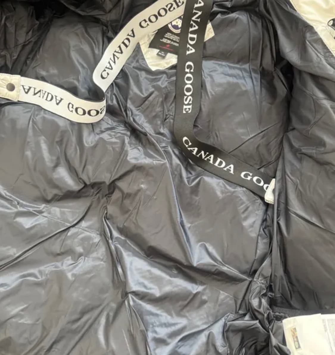 Canada Goose Crofton Puffer Jacket 패딩그레이 상품이미지3