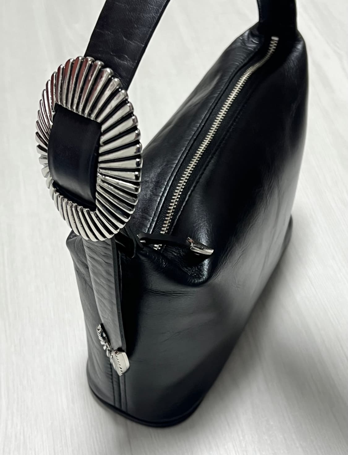 토가 투 레더 미니 백 25FW 상품이미지3