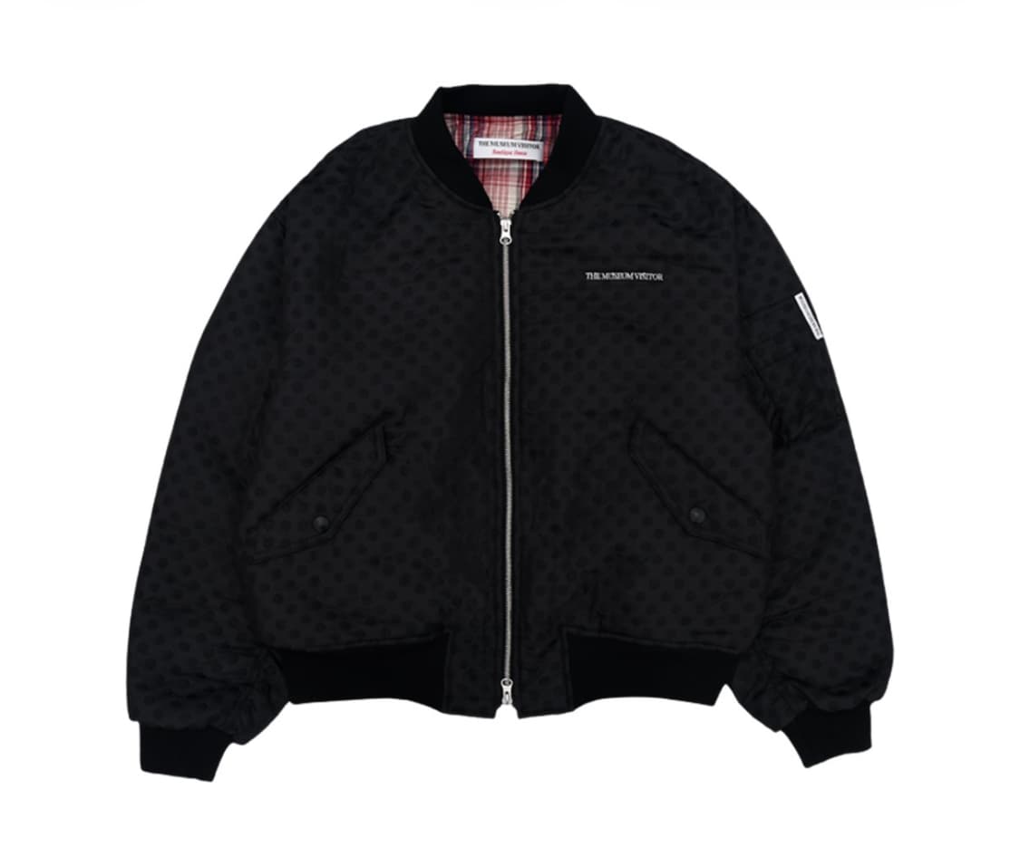 더뮤지엄비지터 셔링 MA-1 자켓 블랙 닷 상품이미지1
