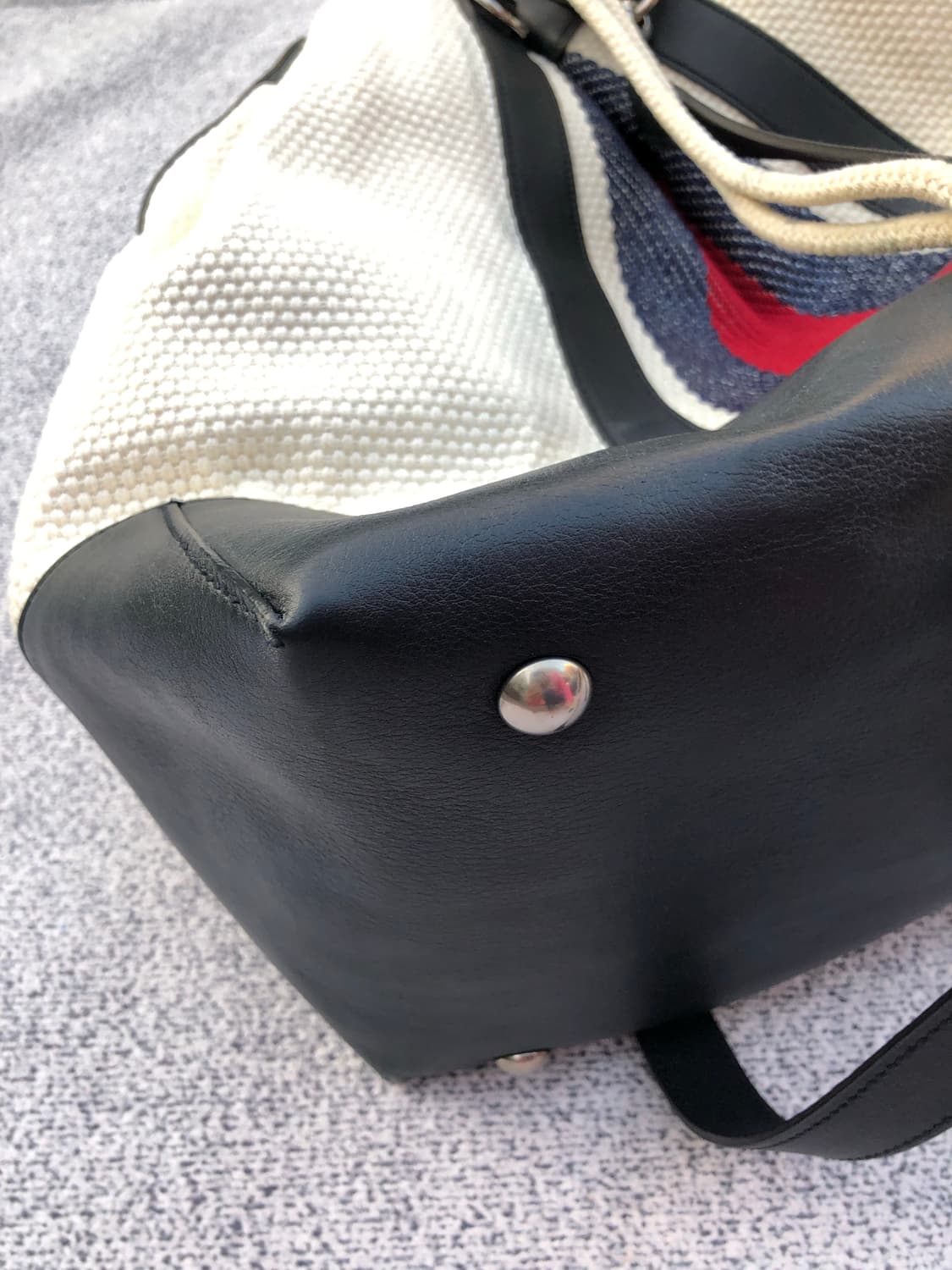 구찌 캔버스 비치 토트 앤 크로스백 라지 상품이미지4