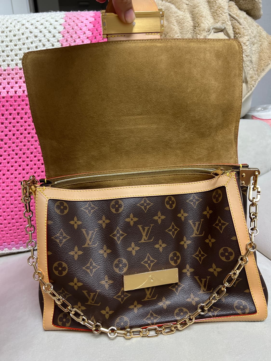 루이비통 모노그램 도핀 소프트 gm 숄더백 m47149 상품이미지5