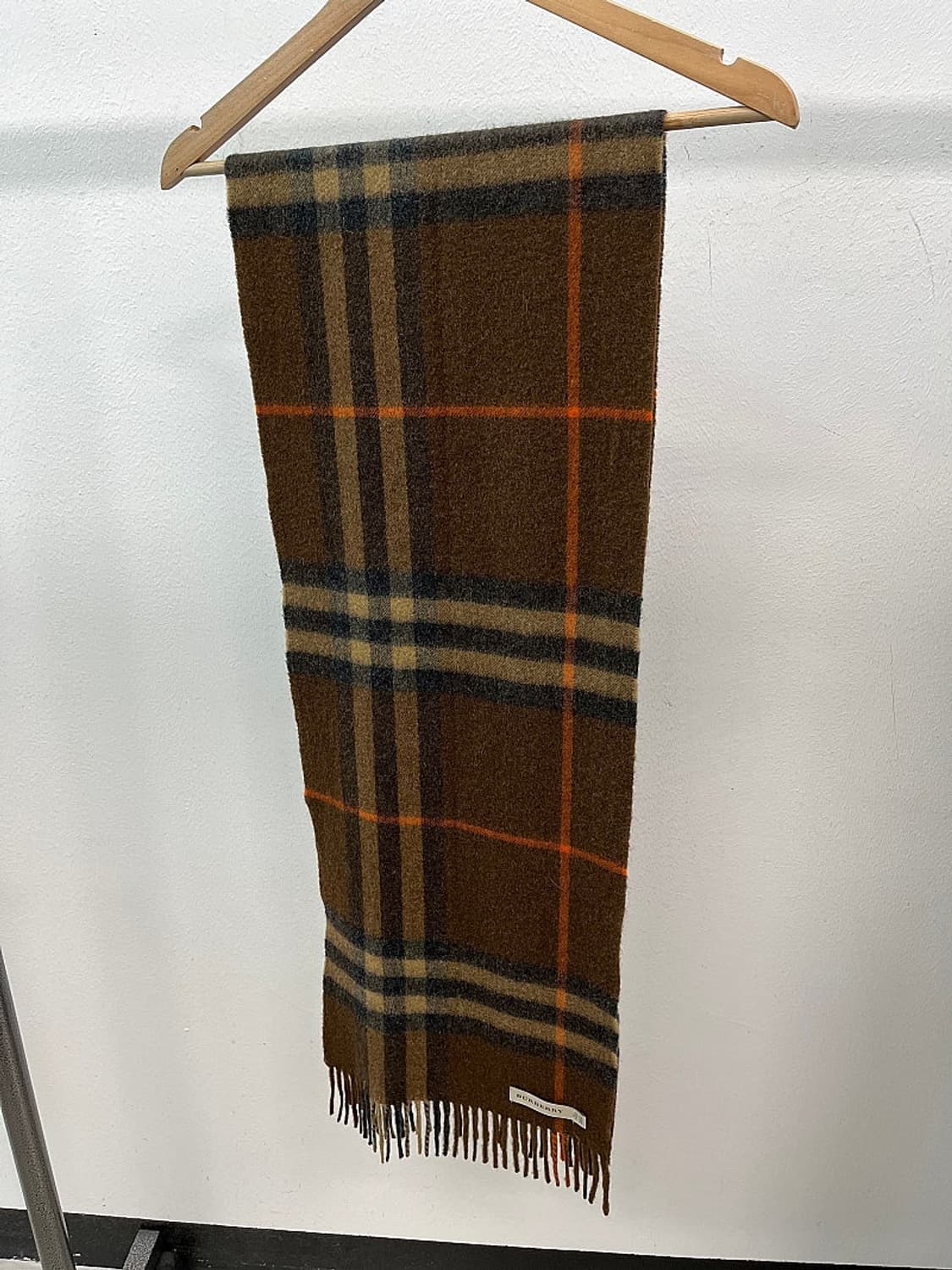 버버리 런던 캐시미어100% 머플러  상품이미지1