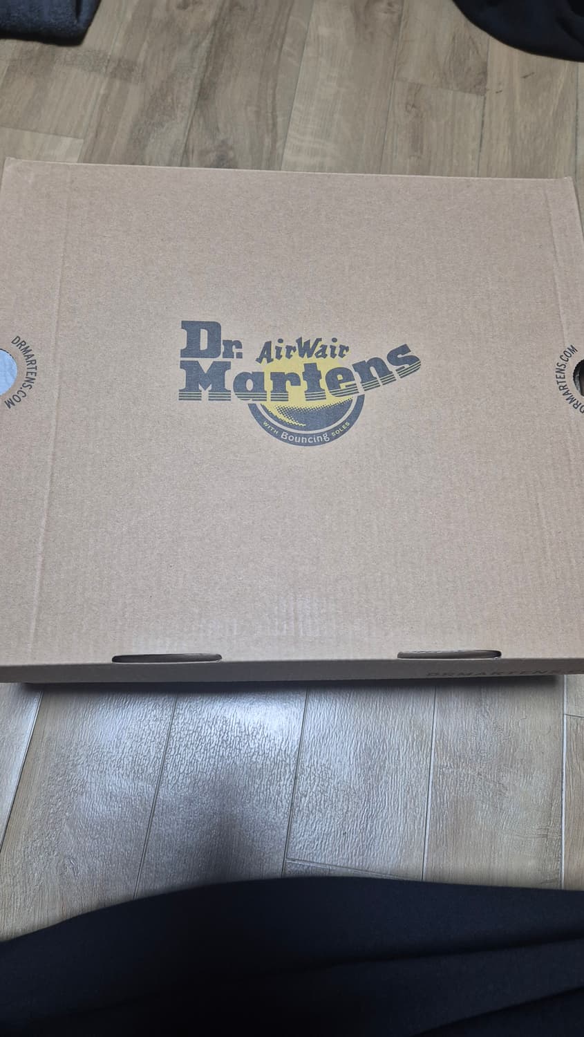 닥터마틴 1460 8홀 가우초 브라운 270 상품이미지1