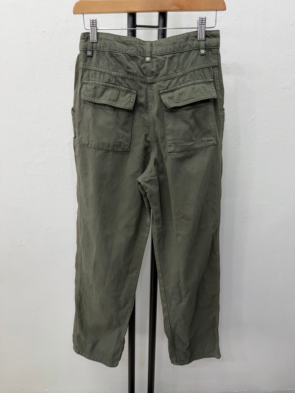 정품) 타임 한섬 22ss 카키색 면바지 팬츠 64 상품이미지6