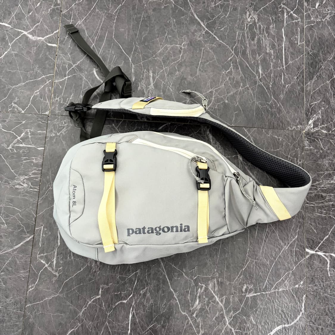파타고니아 아톰 슬링백 8L 상품이미지5