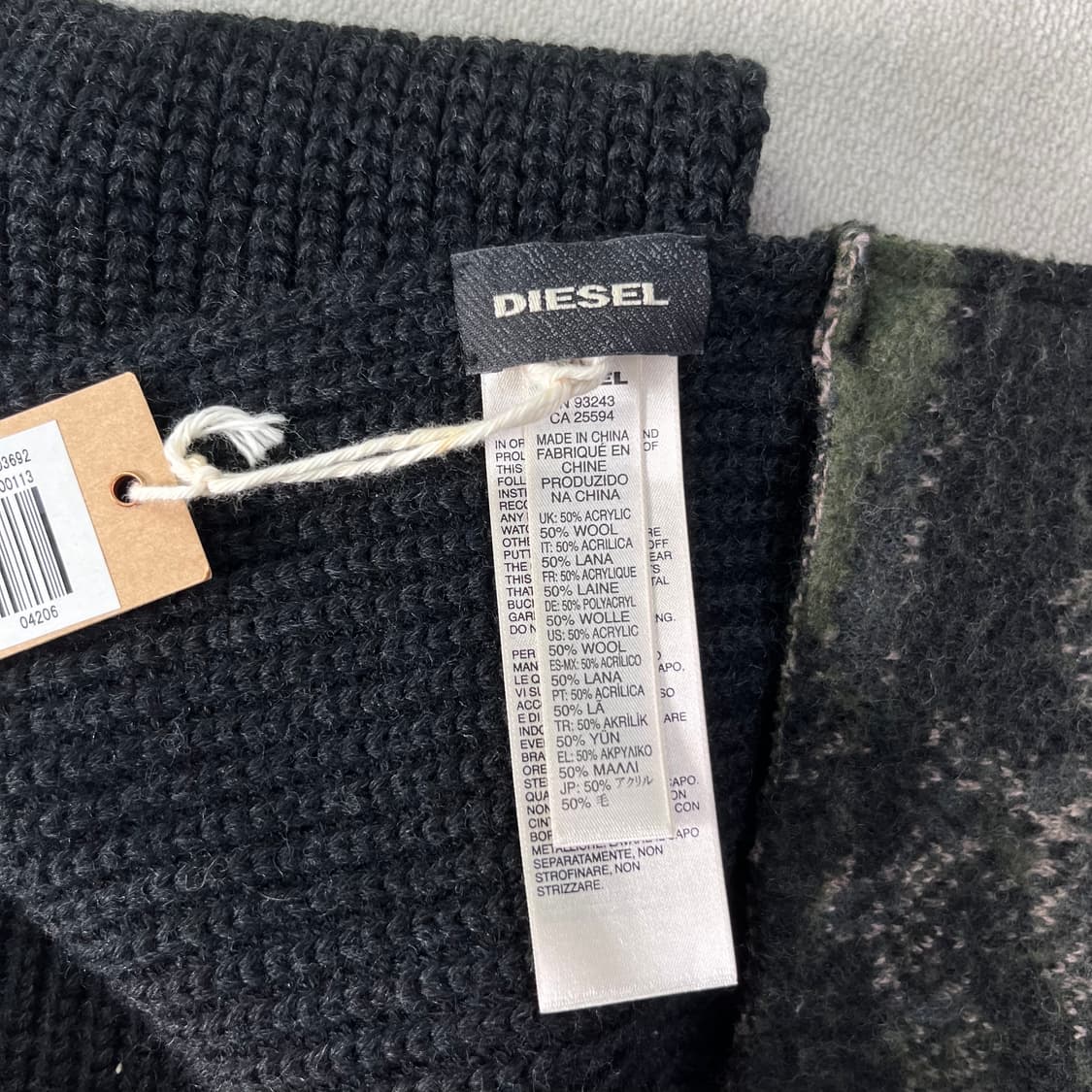 디젤 K-WALTER 울 니트 머플러 상품이미지5