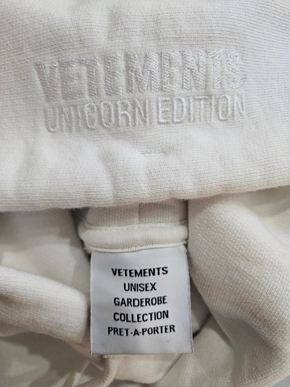 [L] 베트멍 유니콘 에디션 후드 화이트 상품이미지3