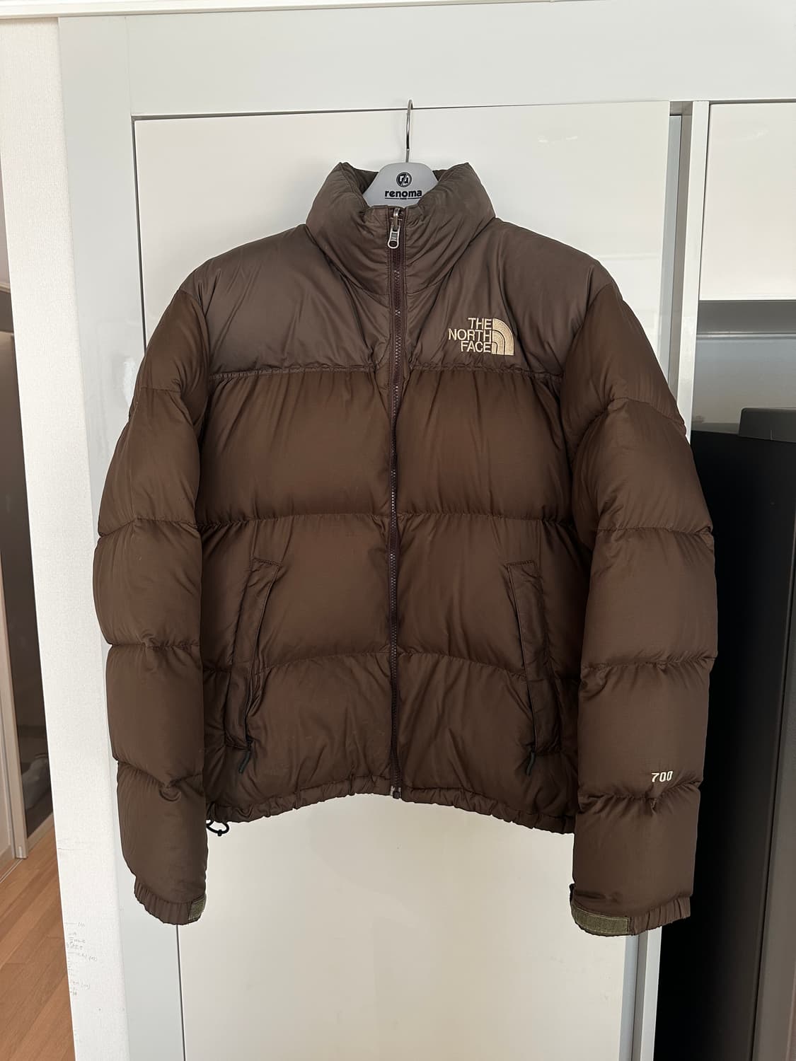 노스페이스 센터로고 눕시 700 브라운 상품이미지2