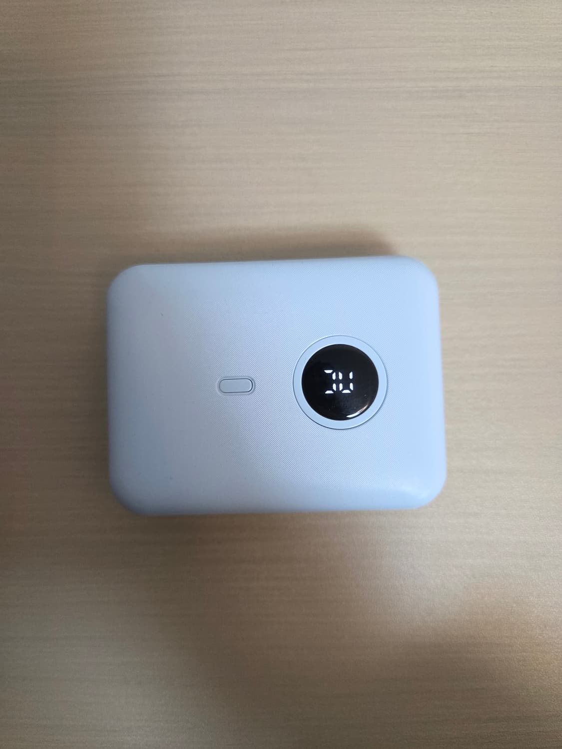 보바 22.5W 휴대용 보조배터리(10,000mAh) 상품이미지2