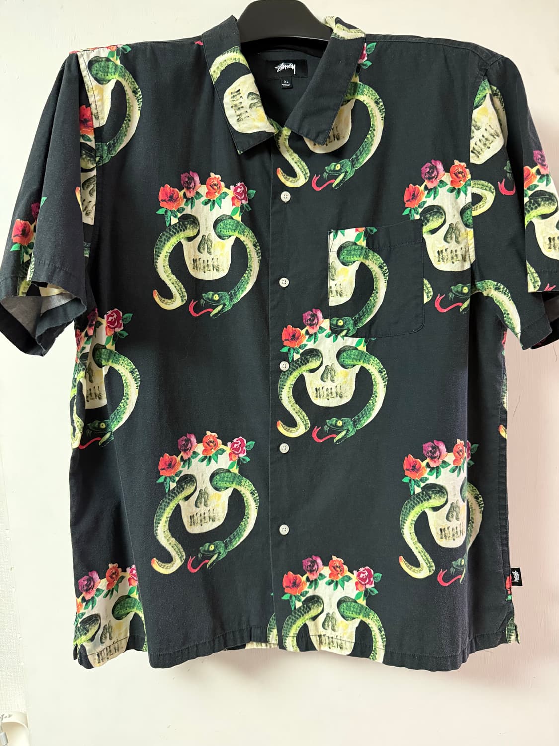스투시 Stüssy Skull & Snake Shirt XL 상품이미지1