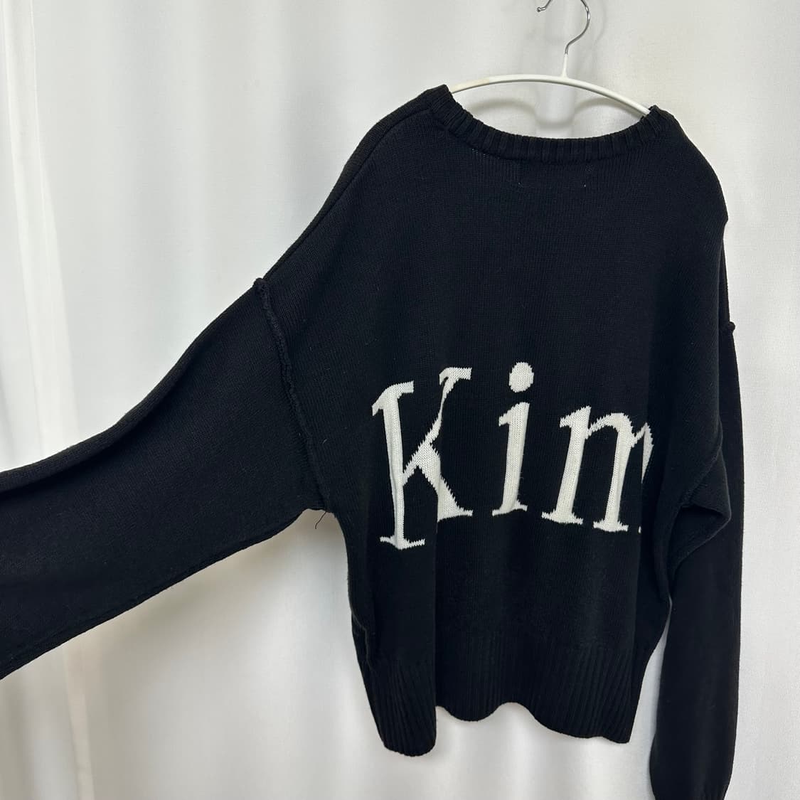 마뗑킴 남자 루즈핏 니트티 검정 FREE EIW 상품이미지4